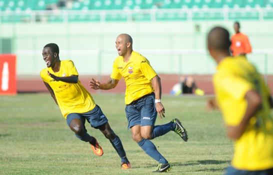 El Barcelona estuvo al tris de quedar fuera de la LDF... ¡y hoy es líder franco! El Barcelona estuvo al tris de quedar fuera de la LDF... ¡y hoy es líder franco!