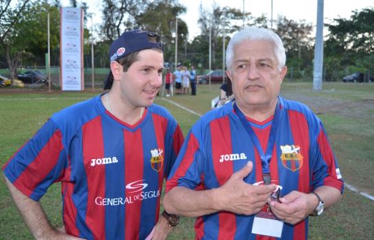 El Barcelona estuvo al tris de quedar fuera de la LDF... ¡y hoy es líder franco! El Barcelona estuvo al tris de quedar fuera de la LDF... ¡y hoy es líder franco!