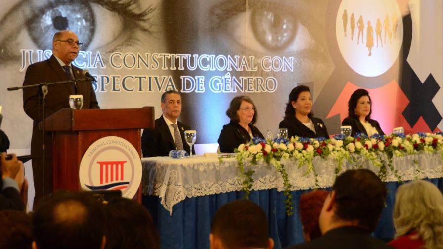 El Tribunal Constitucional proclama defensa a derechos de la mujer