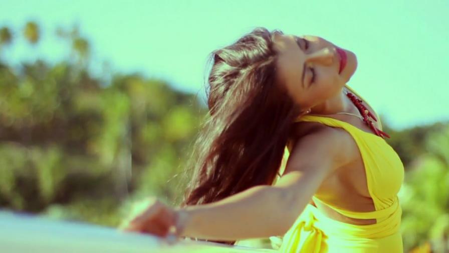 Evelyna, una estrella en alza en Mujer Única