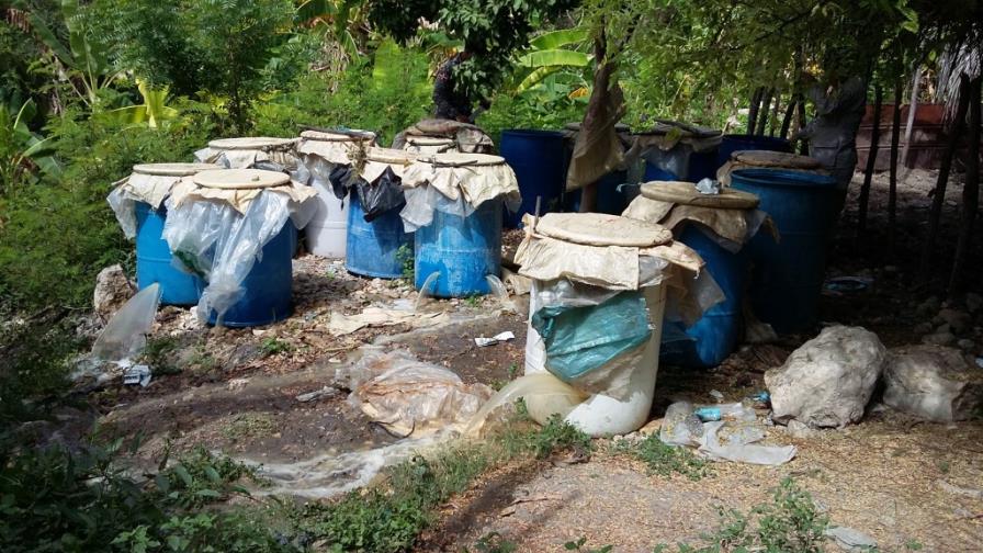 Fábrica clandestina ron, desmantelada