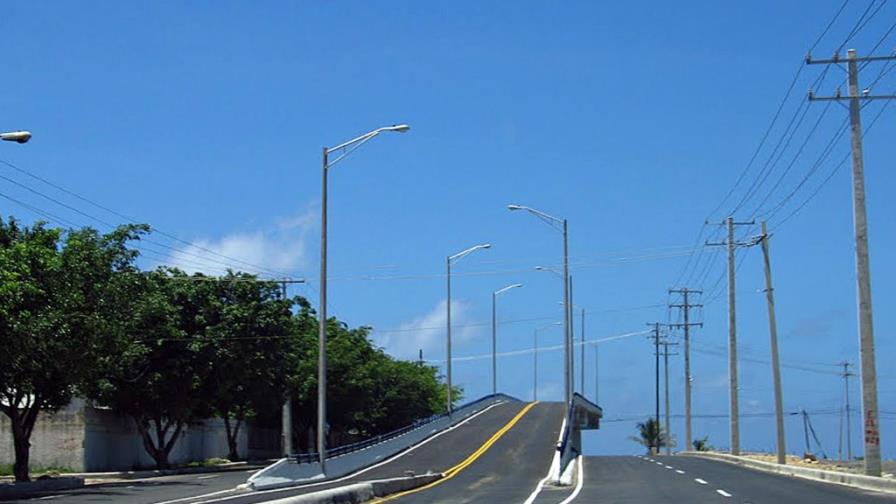 Obras Públicas cierra elevado de la Autopista Las Américas