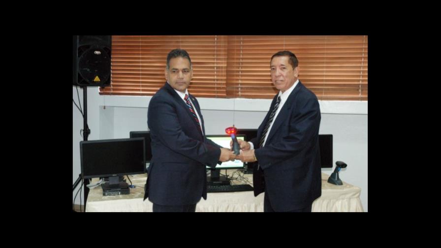 Migración recibe equipos para segunda fase del Plan de Regularización