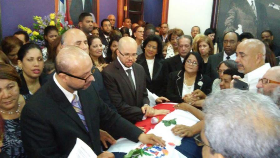 Peledeístas despiden a Gladys Gutiérrez en Casa del Partido