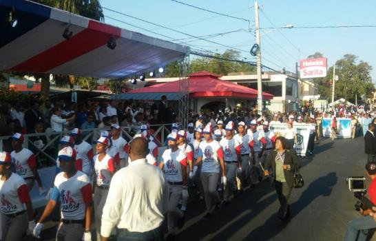 Presidente encabeza desfile por 171 aniversario de la Batalla 19 de Marzo Presidente encabeza desfile por 171 aniversario de la Batalla 19 de Marzo
