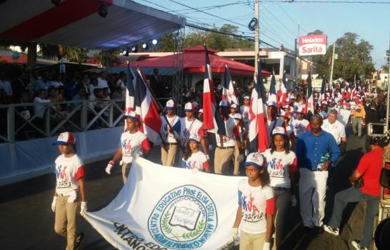 Presidente encabeza desfile por 171 aniversario de la Batalla 19 de Marzo Presidente encabeza desfile por 171 aniversario de la Batalla 19 de Marzo