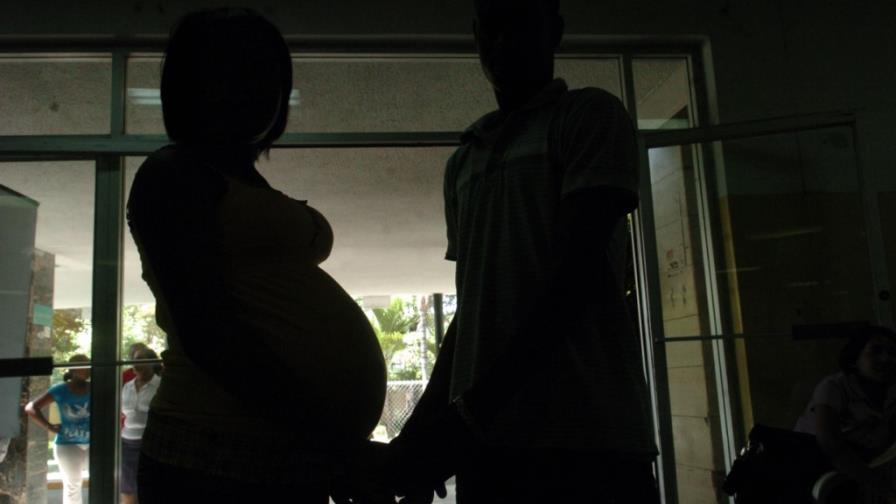 Código Penal impide a Ministerio de Salud Pública disponer interrupción del embarazo