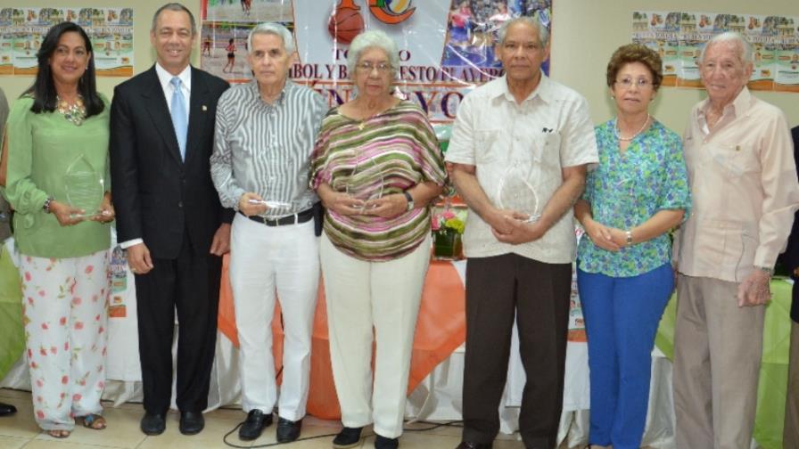 Más de RD$4 millones en el torneo Rubén Toyota de Voleibol y Baloncesto Playero