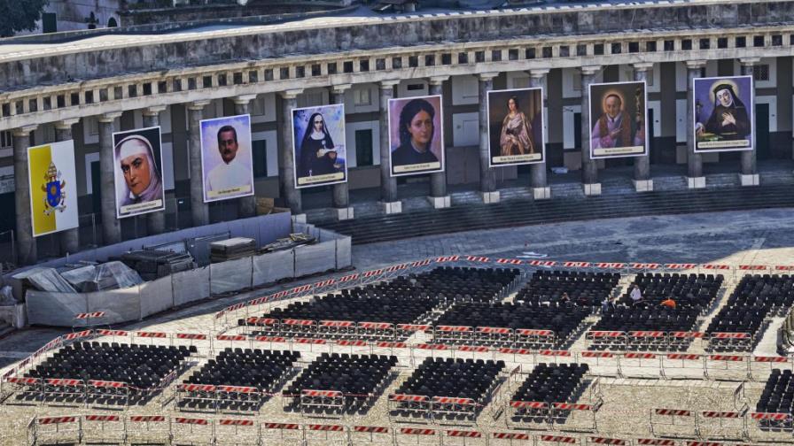 Papa Francisco viaja a Pompeya y a Nápoles