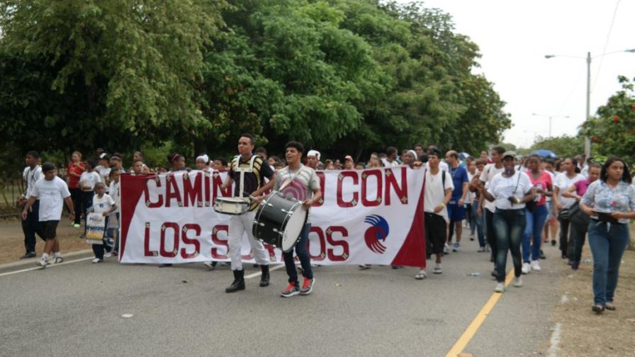 Decenas de sordos demandan políticas públicas en un maratón