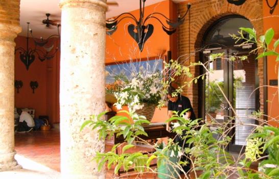LA MAGNIFICA AMBIENTACIÓN DE LAS CINCO MANSIONES DEL HOSTAL NICOLÁS DE OVANDO