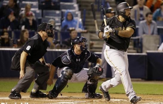 Pedro Álvarez, 2 H2, H4, .381; A-Rod, H4, .269; J. Mejía, JS 2