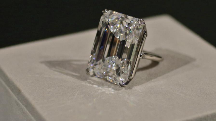 Subastan diamante de 100 quilates en 22 millones de dólares Subastan diamante de 100 quilates en 22 millones de dólares