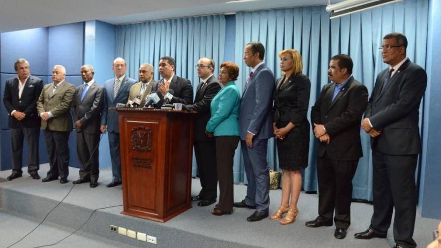 Legisladores que apoyen reforma serían repostulados Legisladores que apoyen reforma serían repostulados