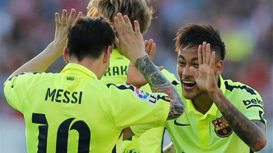 Neymar, de ladero de Messi en el Barcelona a capitán de Brasil