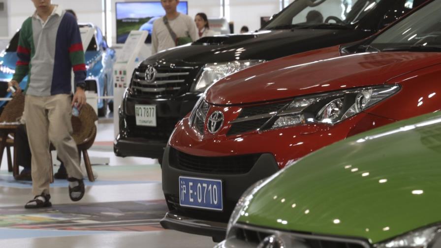 Toyota vuelve a liderar las ventas de autos en 2014 Toyota vuelve a liderar las ventas de autos en 2014