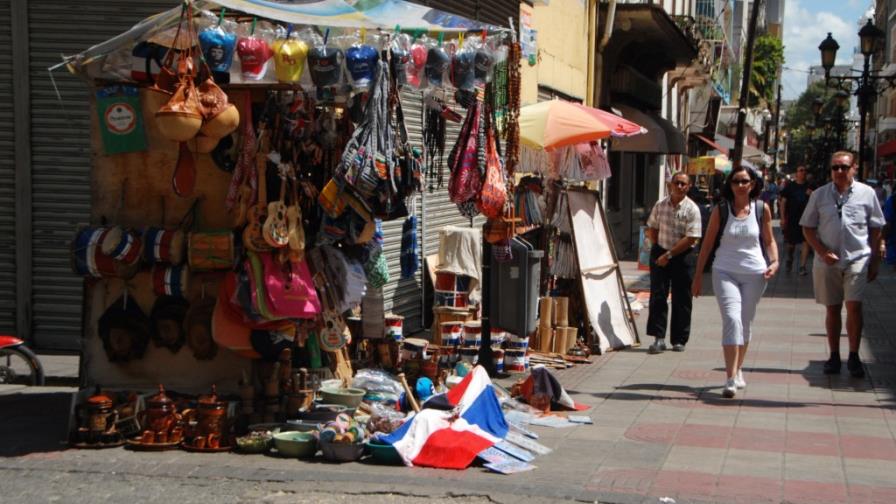 El Conde, entre los cafés y restaurantes y la arrabalización