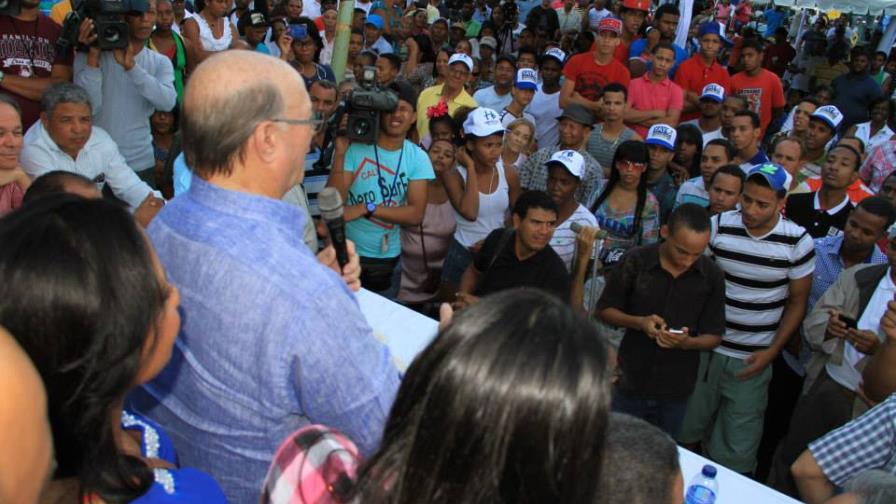 Hipólito Mejía afirma gobernará con la juventud