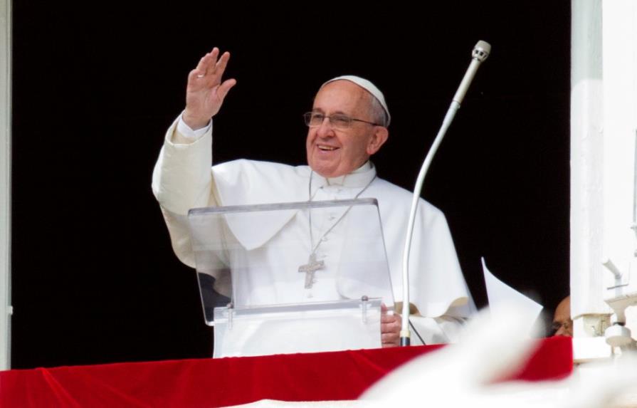 El papa Francisco se retira hoy de ejercicios espirituales fuera del Vaticano