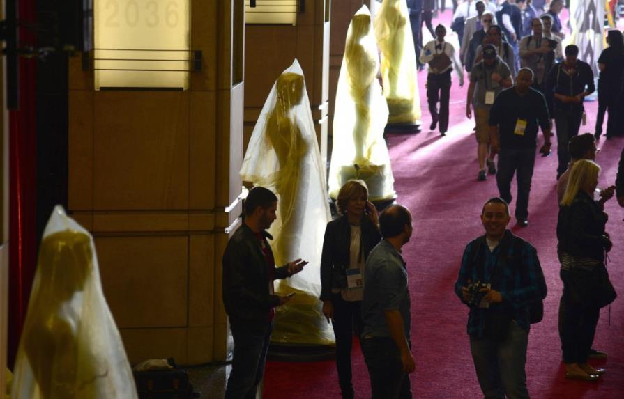 Llueva o no, los Óscar se visten hoy de gala