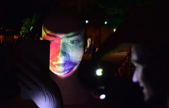 Narcissus, arte interactivo en español para caricaturizar los selfis Narcissus, arte interactivo en español para caricaturizar los selfis