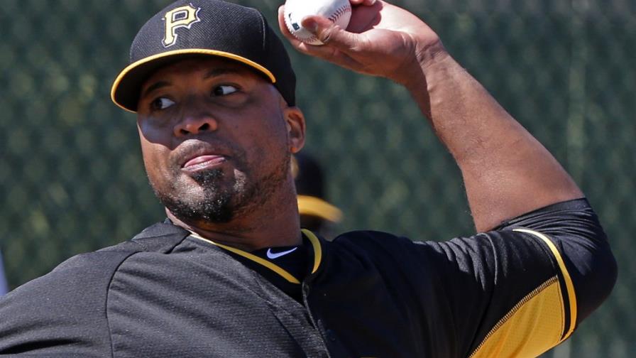 Liriano otorga seis ponches frente a Medias Rojas