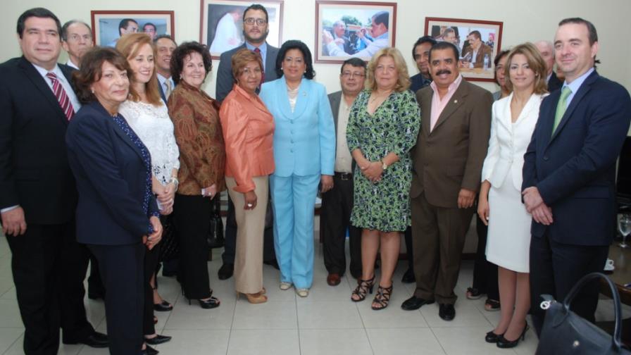 Comisionados de la región piden el nombramiento del Director Ejecutivo de Procompetencia Comisionados de la región piden el nombramiento del Director Ejecutivo de Procompetencia