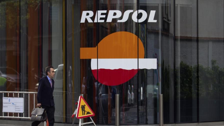 Repsol y Zeta importan 135.000 barriles de gas por desabastecimiento en Lima