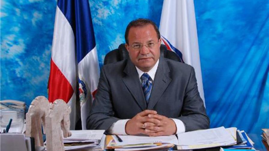 Embajador dominicano en EE.UU. defiende el derecho a regular los indocumentados Embajador dominicano en EE.UU. defiende el derecho a regular los indocumentados