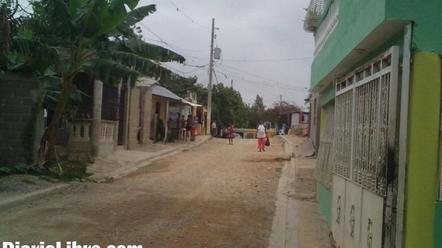 Avanzado Oriental pide calles, cableado eléctrico y filtrantes