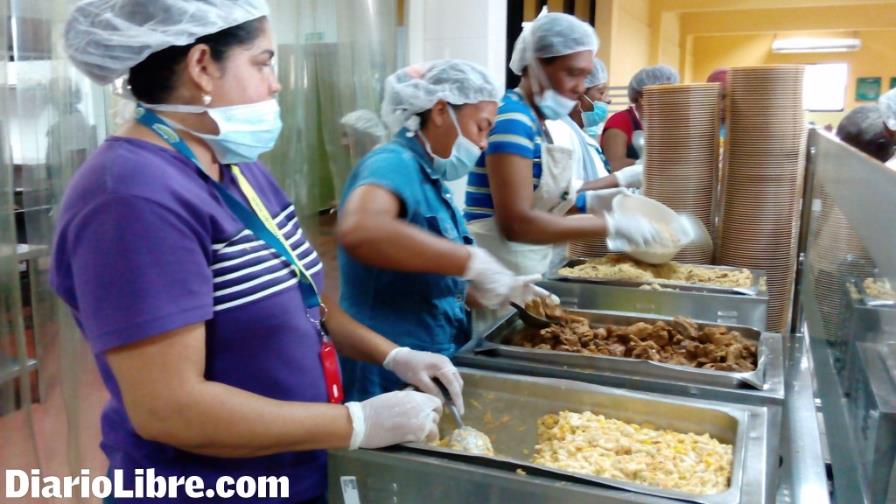 Los Comedores ofrecen gratis cerca de 40 mil almuerzos