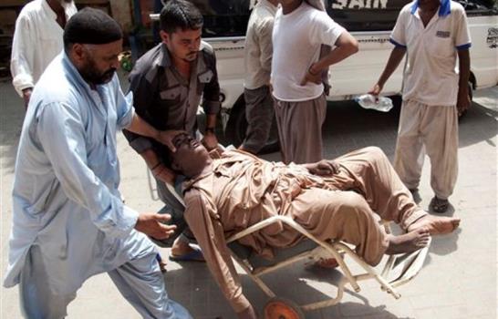 Mueren al menos 622 personas por ola de calor en Pakistán