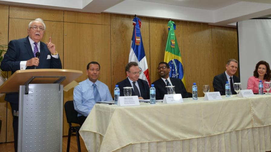 Energía y Minas busca mejorar la vida de habitantes de las microcuencas Energía y Minas busca mejorar la vida de habitantes de las microcuencas