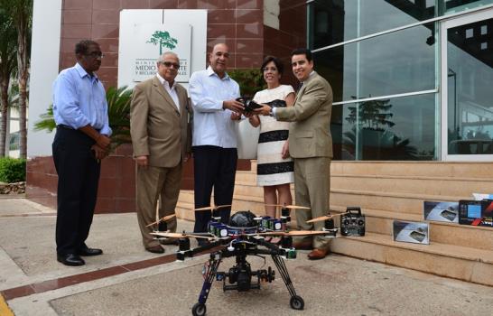 Medio Ambiente usará drones para ampliar sistema de vigilancia en áreas protegidas