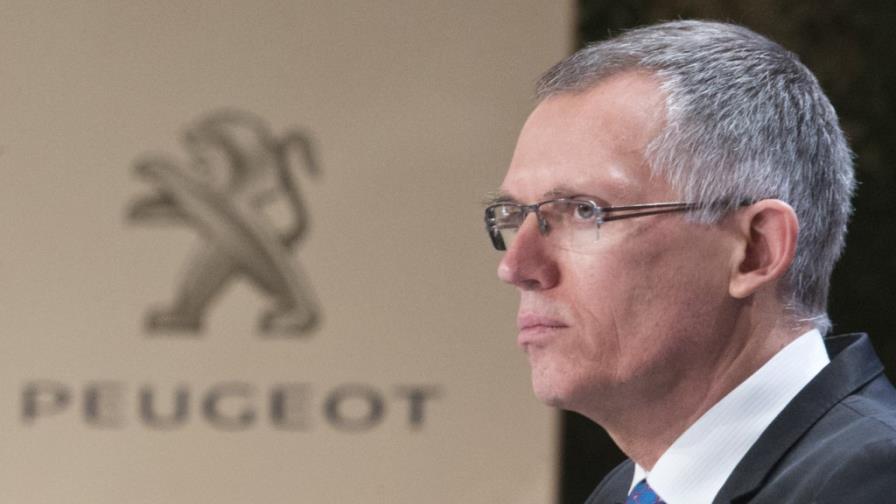 Peugeot y Renault buscan recuperar terreno en Europa