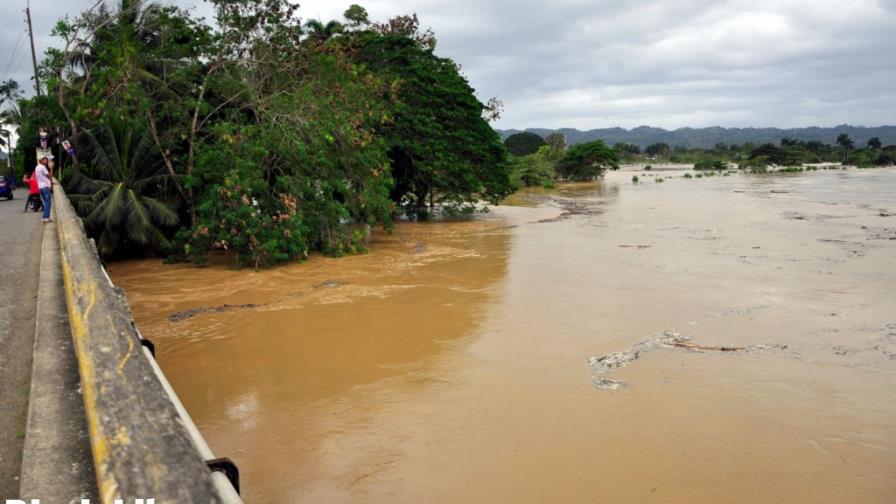 Las lluvias dejan dos muertos y desplazan a más de 8 mil