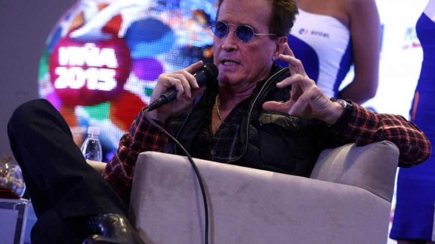 Emmanuel manifiesta su tristeza por lo que ocurre en México Emmanuel manifiesta su tristeza por lo que ocurre en México