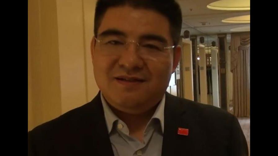 Famoso millonario chino admite que hizo trampa en el reto del cubo helado Famoso millonario chino admite que hizo trampa en el reto del cubo helado