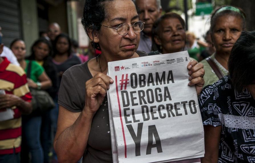 Venezuela recoge más del millón de firmas para pedir a Obama derogar decreto