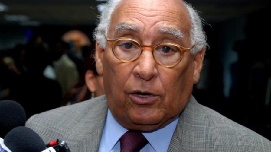 Tolentino Dipp descarta intención de fusionar a Haití con República Dominicana Tolentino Dipp descarta intención de fusionar a Haití con República Dominicana