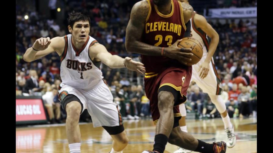 Lebron James, 28 puntos; Horford coló 8