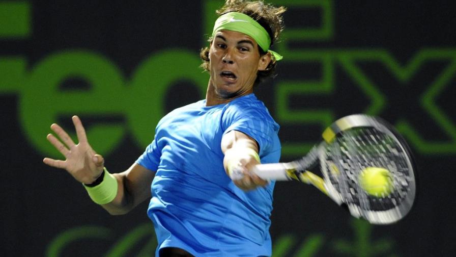 Nadal abandona el entrenamiento en Miami tras una mala caída Nadal abandona el entrenamiento en Miami tras una mala caída