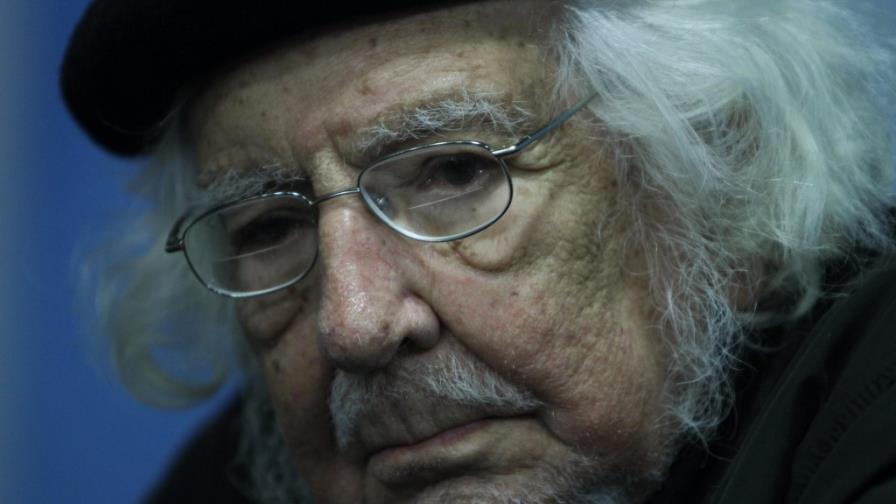Poeta nicaragüense Ernesto Cardenal hospitalizado por fuerte catarro Poeta nicaragüense Ernesto Cardenal hospitalizado por fuerte catarro