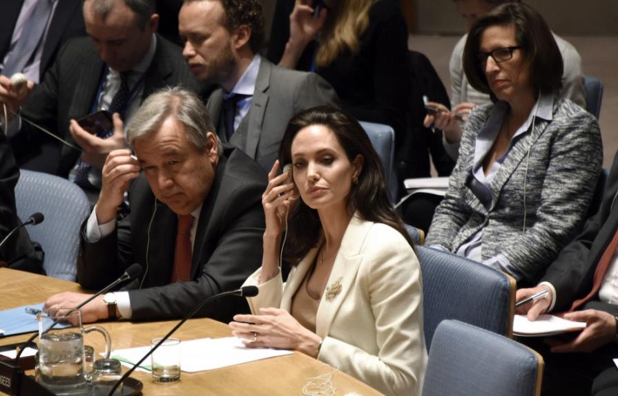 Angelina Jolie critica inacción internacional para cerrar conflicto sirio