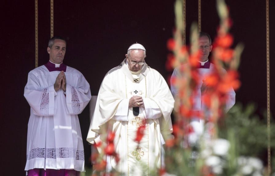 El papa enviará misioneros por todos los países a absolver pecados graves