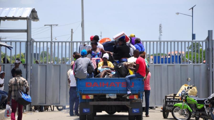 Revelan 12,165 extranjeros retornaron a sus países