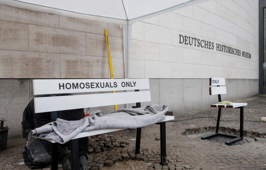 Museo en Berlín presenta exhibición de la historia gay