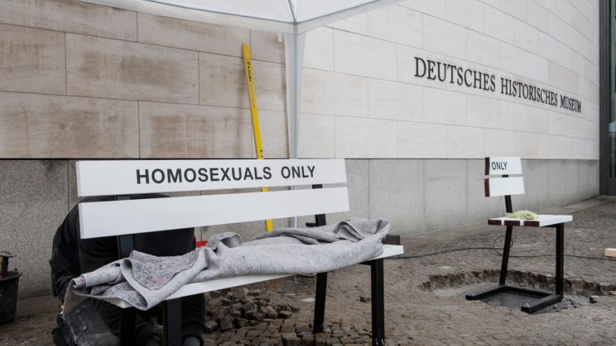 Museo en Berlín presenta exhibición de la historia gay