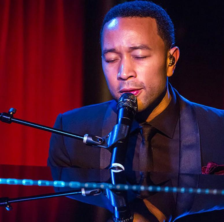 John Legend rinde homenaje a Nina Simone en Sundance