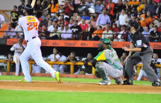 Gigantes logran 4to triunfo frente a las Estrellas; ponen serie a punto de mate